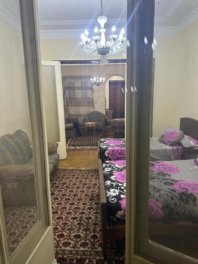 Beautiful Apartment In The Heart Of Kairo Exterior foto
