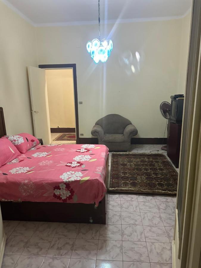 Beautiful Apartment In The Heart Of Kairo Exterior foto
