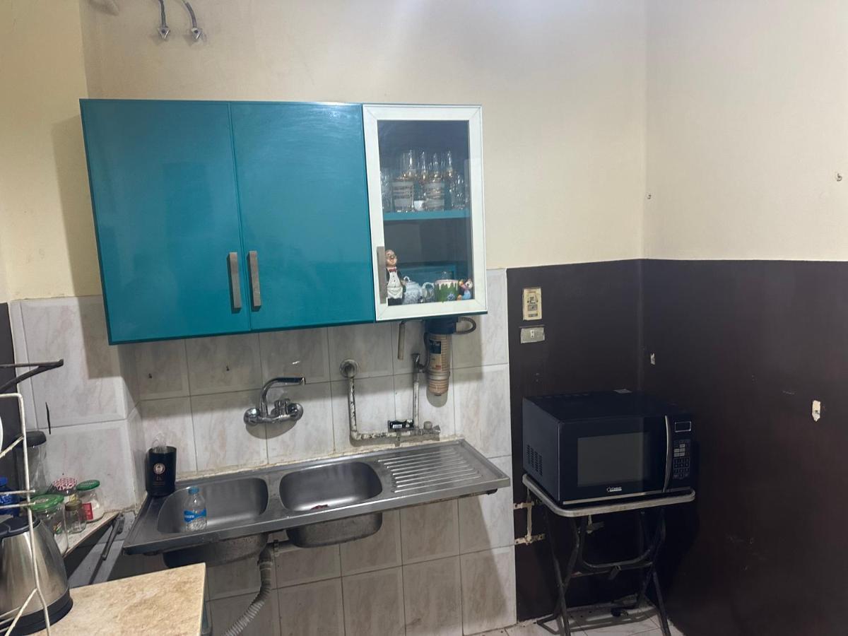 Beautiful Apartment In The Heart Of Kairo Exterior foto