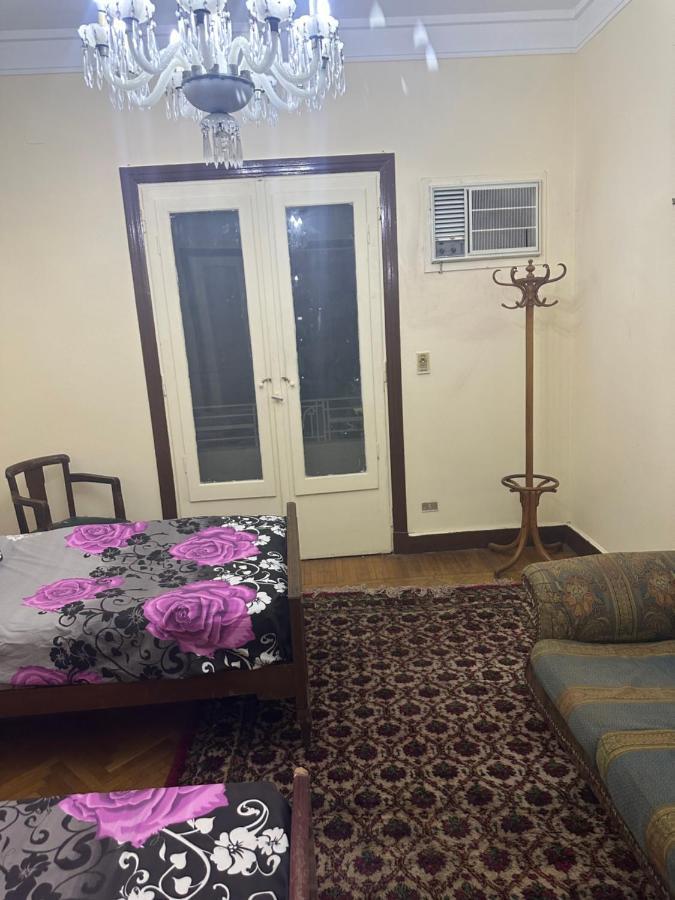 Beautiful Apartment In The Heart Of Kairo Exterior foto